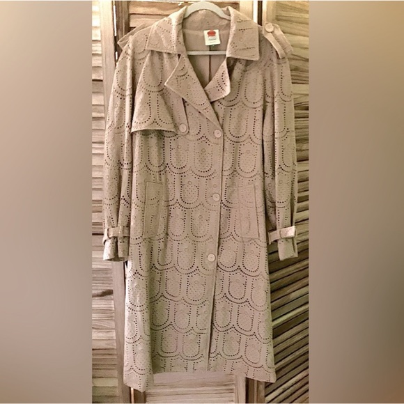 EUC FARM RIO Tan Cotton Eyelet Trench Coat Size M - Picture 5 of 7